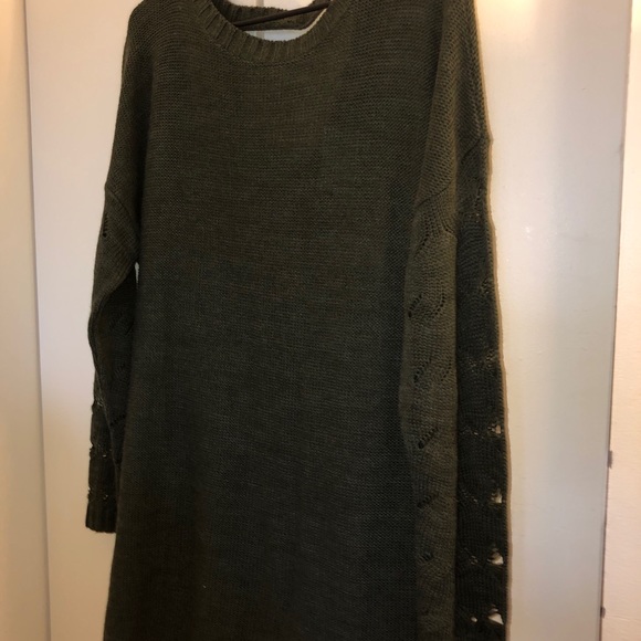 NWT Charlotte Russe Sweater - Picture 2 of 3